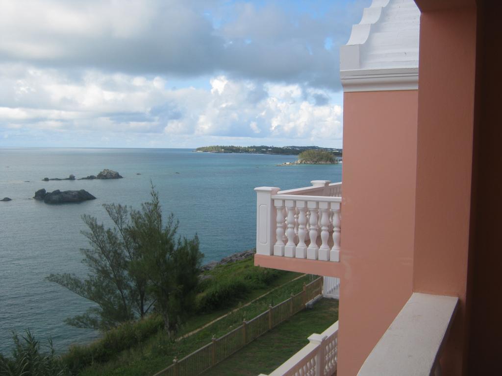 Clear View Suites & Villas Βερμούδες Εξωτερικό φωτογραφία